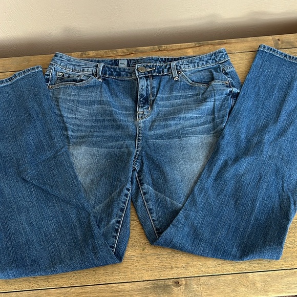 Mossimo Curvy Women’s Bootcut Jeans - Picture 6 of 13